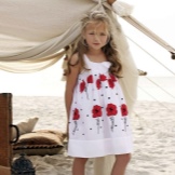 Summer dress for a girl of 4 years