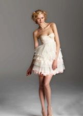 Short luxurious beach wedding dress