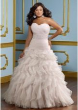 Wedding dress for full A-line with frills on the skirt