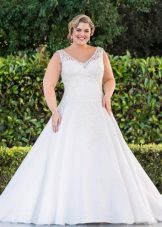 Wedding dress for full A-line