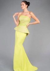 Evening dress in yellow with basky