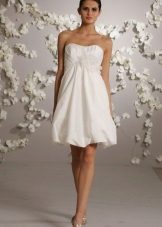 Short wedding dress with a bell skirt