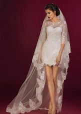 Closed wedding dress mini lace