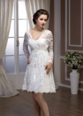 Short lace long sleeve wedding dress