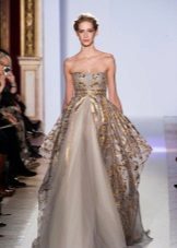 Magnificent evening dress with gold trim