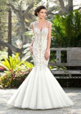 Wedding dress with beads