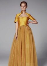 Evening dress with tulle skirt