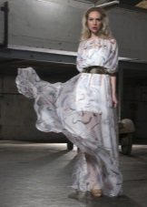 Evening dress made of colored chiffon