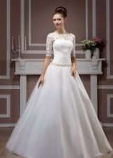 Wedding dress from the Luxury collection from Hadassa magnificent