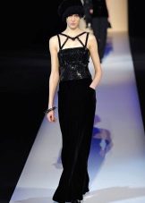 Velvet dress with sequins