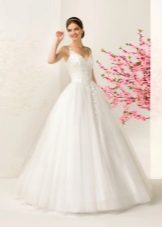 White wedding fluffy dress with straps