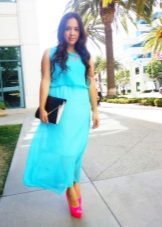 Turquoise dress with pink shoes and bijoux