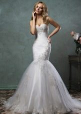 Wedding dress from Amelia Sposa fish