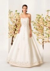 wedding dress from brand Ivory doll