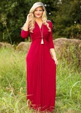 Long raspberry dress with v-neck