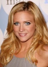 Beige brown makeup gray dress