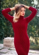 Burgundy knitted dress with sleeves