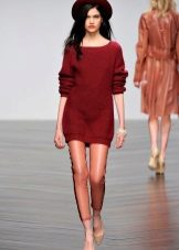 burgundy knitted dress