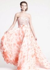 Evening color dress to the floor