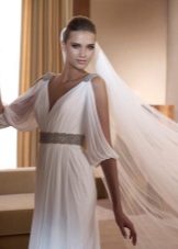 Dress in the Greek style for pregnant women