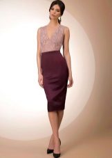 Two-tone dress with a light bodice