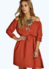 Burgundy nail polish to terracotta dress