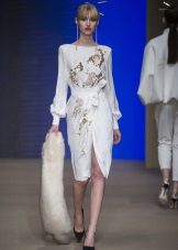 Sheath dress with a slit