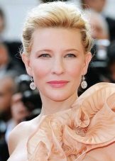 Natural Makeup for Women Color Type Summer