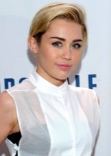 Pink lipstick for women color type Summer