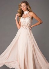 Dress with lace on the corset