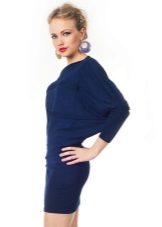 Dress with tunic bat sleeves