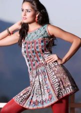 Dress tunic in oriental style