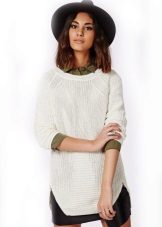 Knitted white tunic dress