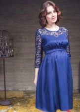 Blue dress for pregnant women