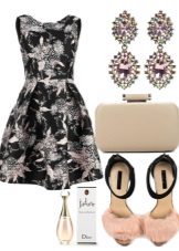 Dress for figure Hourglass