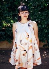 Short dress with children's drawings