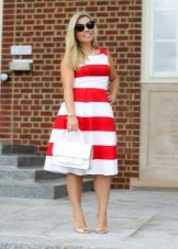 White sandals and a bag for a dress in a wide red white striped