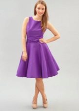 Lilac vintage dress in the style of the 50s