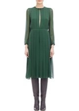 Pleated dress with boots