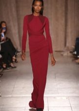 Red knitted closed dress