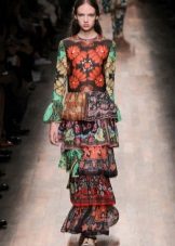 Tiered summer dress closed