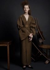 Autumn dress with sleeve