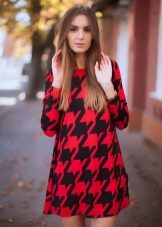 Dress goose feet red and black