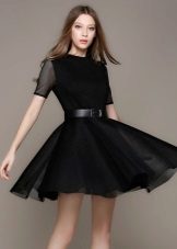 Black dress with a skirt the sun