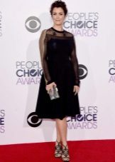 Black dress with a skirt the sun and lace sleeves