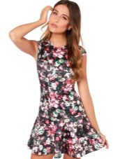 Floral short dress with low waist