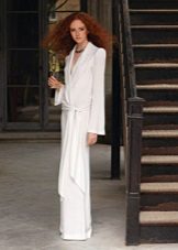 Retro style wedding dress to the floor