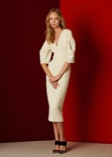 Fitted dress with wide sleeves