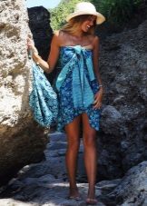 Sarong with a little hat