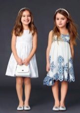 Simple summer dresses for a girl of 4 years